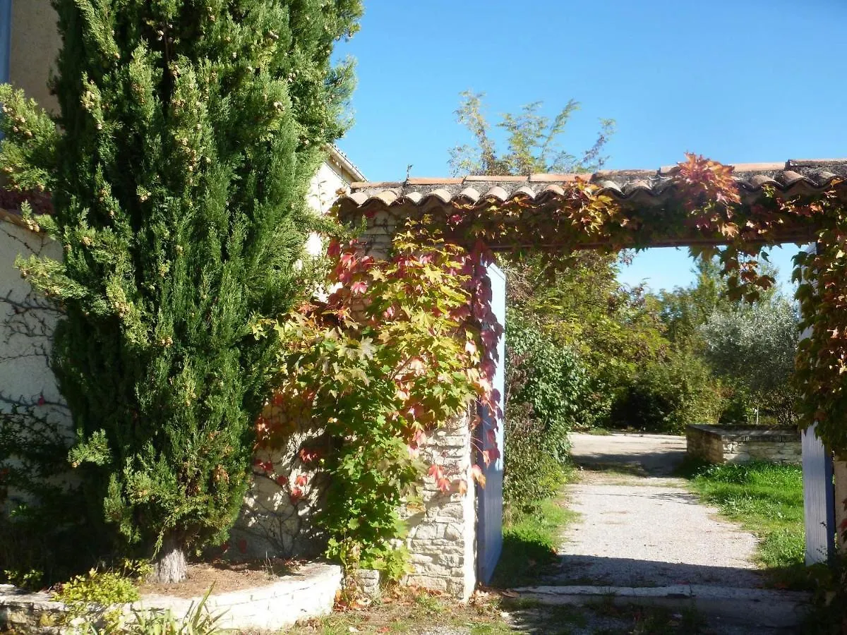 Bed and Breakfast Campagne de Pré Grand Saint-Étienne-les-Orgues 0*,